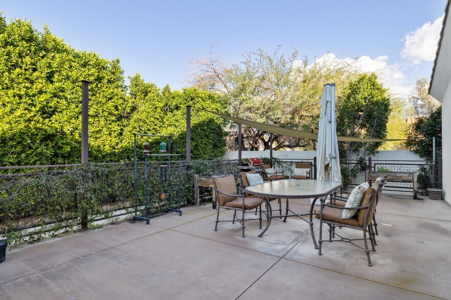 More Photos Of 3111 E Acoma Dr, Phoenix Assisted Living For Sale