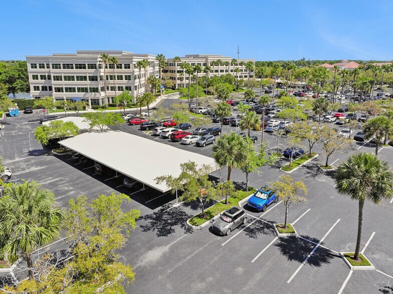 More Photos Of 7108-7121 Fairway Dr, Palm Beach Gardens Unknown For Lease