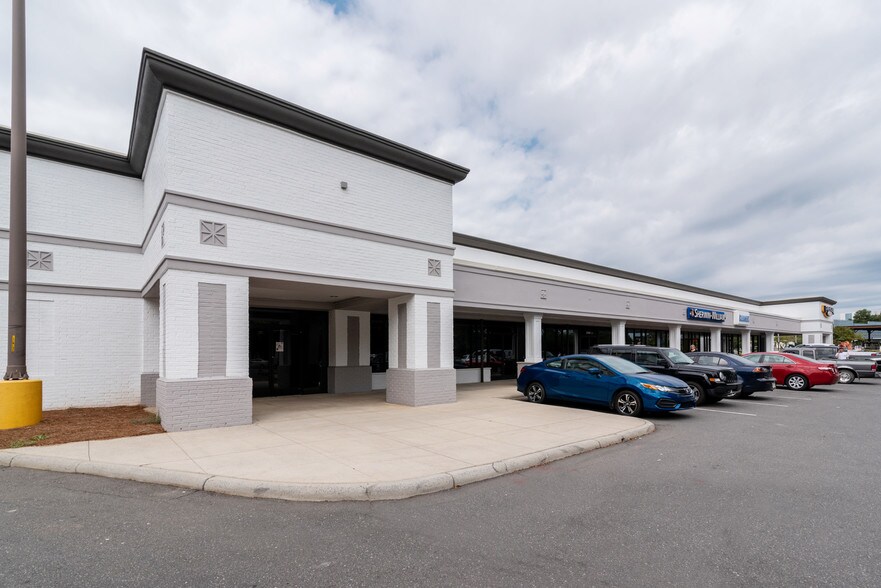 More Photos Of 9101 Highway 51, Pineville Unknown For Lease