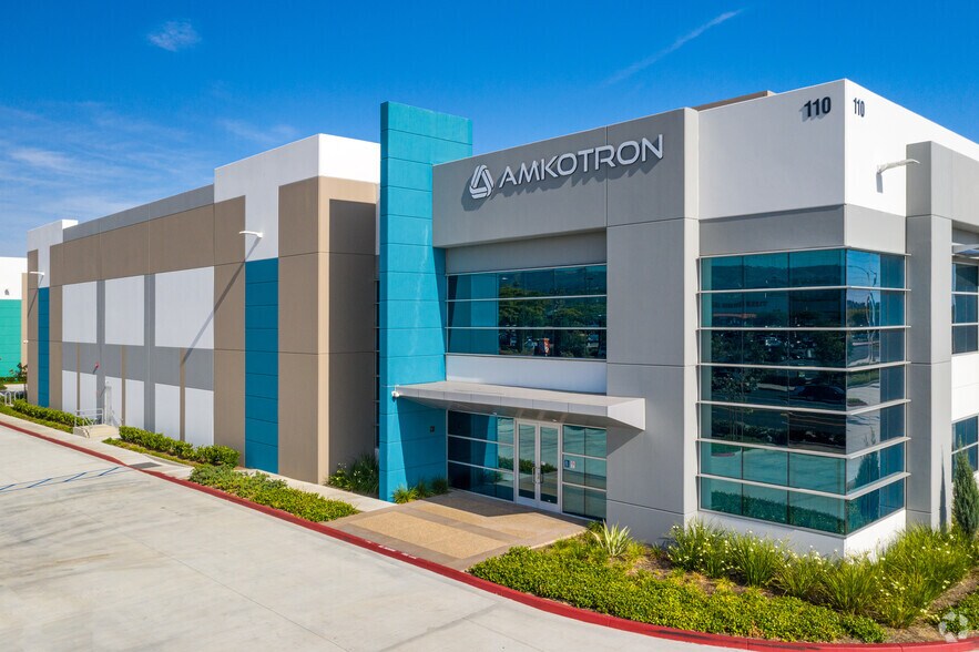 More Photos Of 4260 N Harbor Blvd, Fullerton Warehouse For Lease