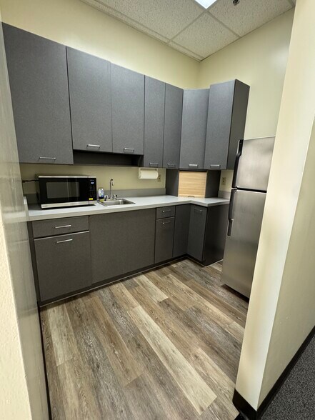 More Photos Of 3280 Pine Orchard Ln, Ellicott City Office For Lease