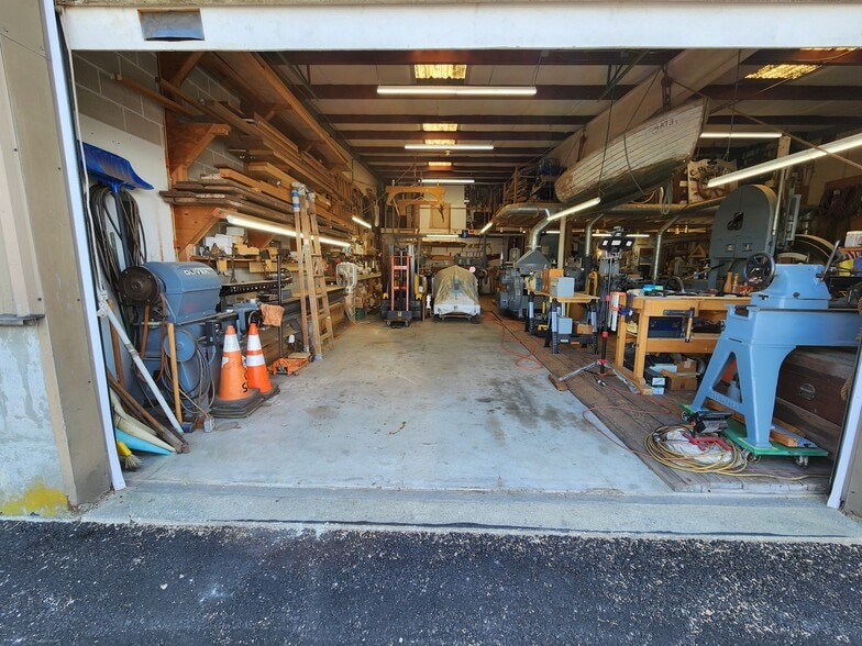 More Photos Of 64 Halsey St, Newport Warehouse For Sale