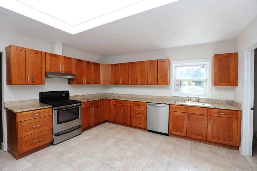 More Photos Of 14311 Route 9W, Ravena Apartments For Sale