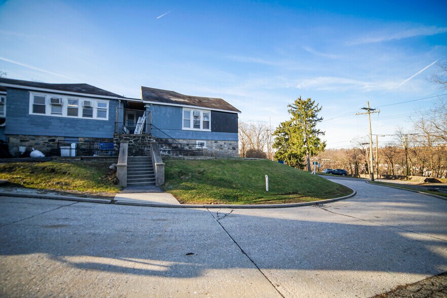 More Photos Of 1154 Saw Mill River Rd, Yonkers Land For Sale