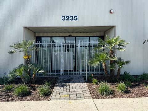 More Photos Of 3235 Hancock St, San Diego Warehouse For Lease