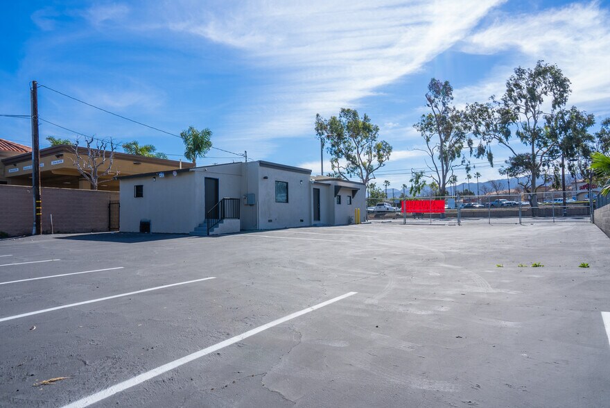 More Photos Of 1125 W 6th St, Corona Freestanding For Sale