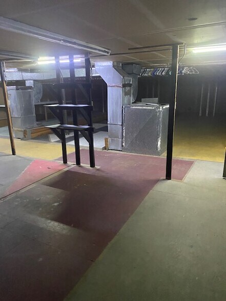 More Photos Of 2619 N Stone Ave, Tucson Freestanding For Lease