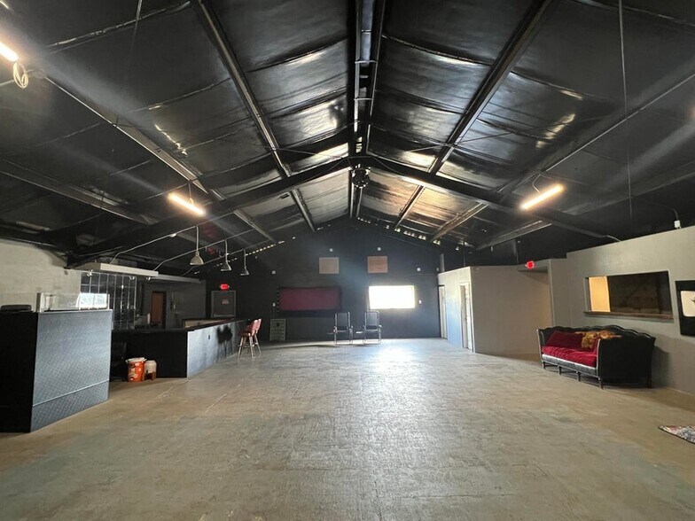 More Photos Of 1417 Glendale Dr, Mckinleyville Freestanding For Lease