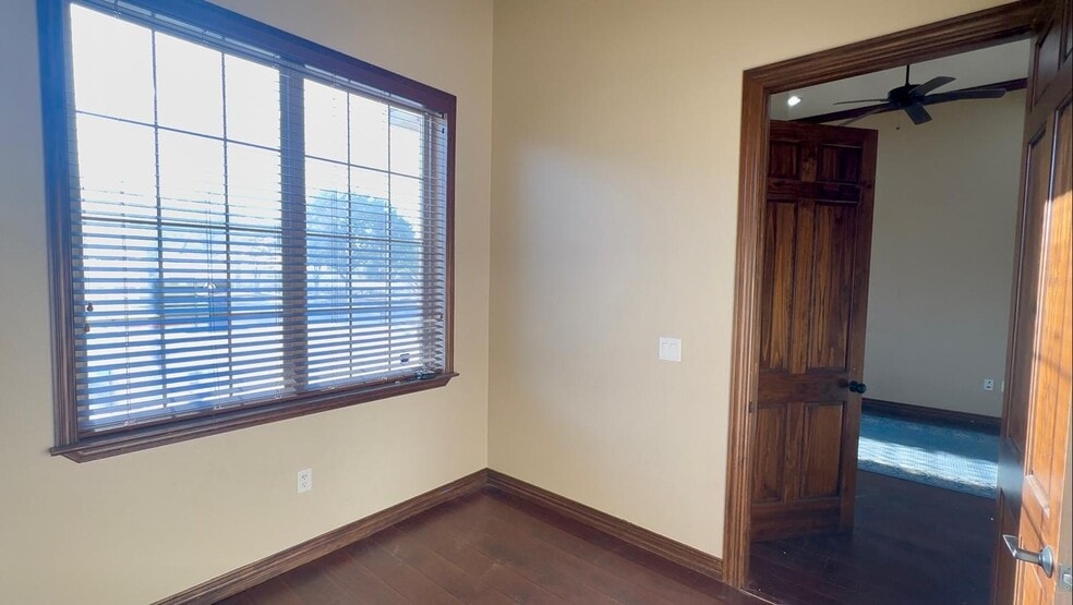 More Photos Of 7000 Parkwood Blvd, Frisco Medical For Sale