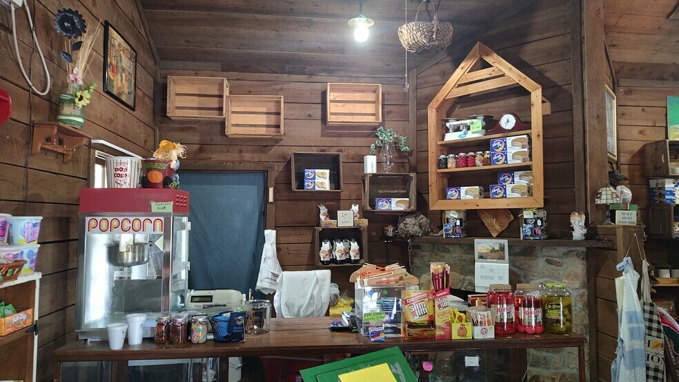 More Photos Of 107 Country Creek Dr, Pickens Storefront Retail Office For Sale