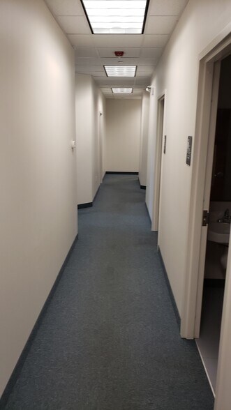 More Photos Of 516 Innovation Dr, Chesapeake Medical For Sale