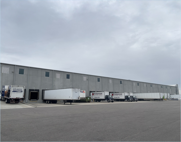 More Photos Of 33 Acme Way, Wilmington Distribution For Lease