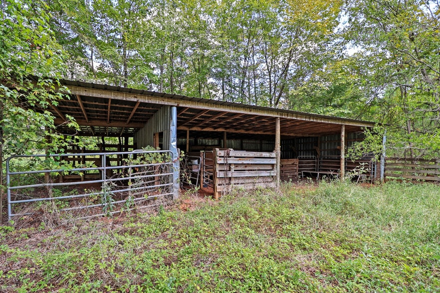 More Photos Of , Grapeland Unknown For Sale