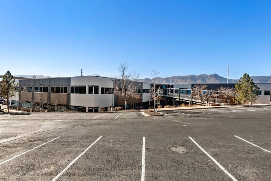 More Photos Of 7450 Campus Dr, Colorado Springs Office For Lease