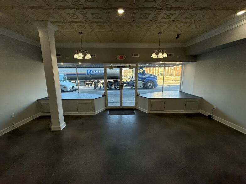 More Photos Of 221 W Main St, Woodbury General Retail For Sale