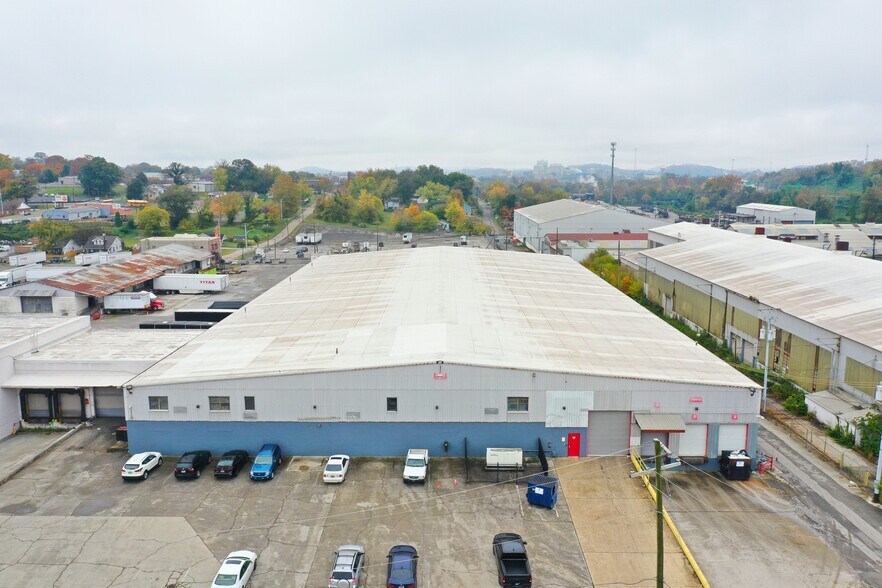 Primary Photo Of 202 W Springdale Ave, Knoxville Warehouse For Lease