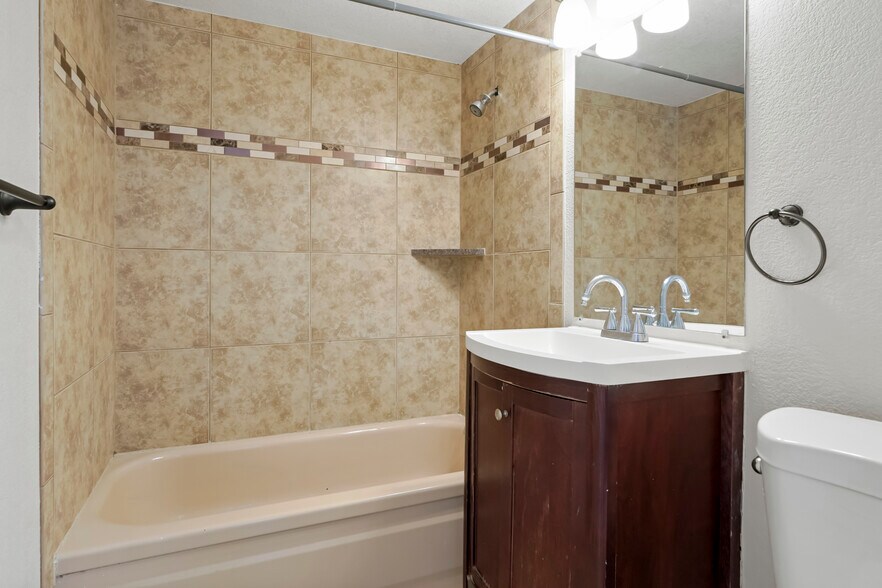 More Photos Of 2940 W Arkansas Ave, Denver Apartments For Sale