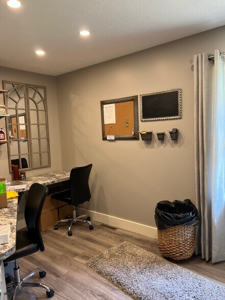 More Photos Of 1731 E Bristol St, Elkhart Medical For Sale