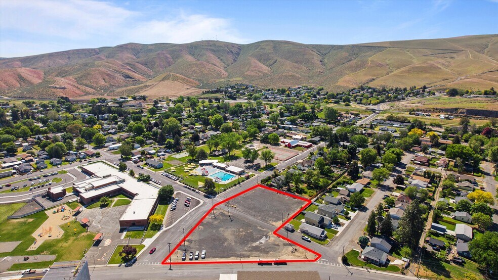 Primary Photo Of 725 Park ave, Prosser Land For Sale