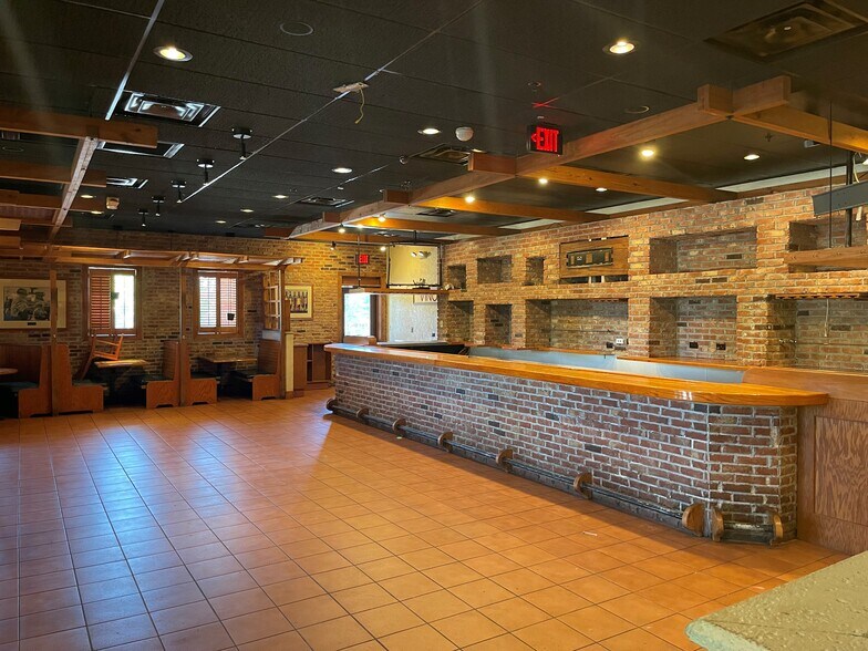 More Photos Of 575 S McCaslin Blvd, Louisville General Retail For Sale