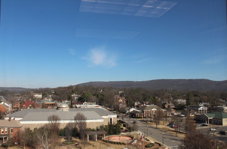More Photos Of 305 Church St, Huntsville Office For Lease