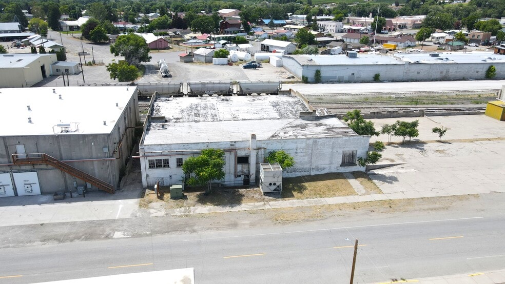 More Photos Of 602 Apple Way Ave, Oroville Warehouse For Sale