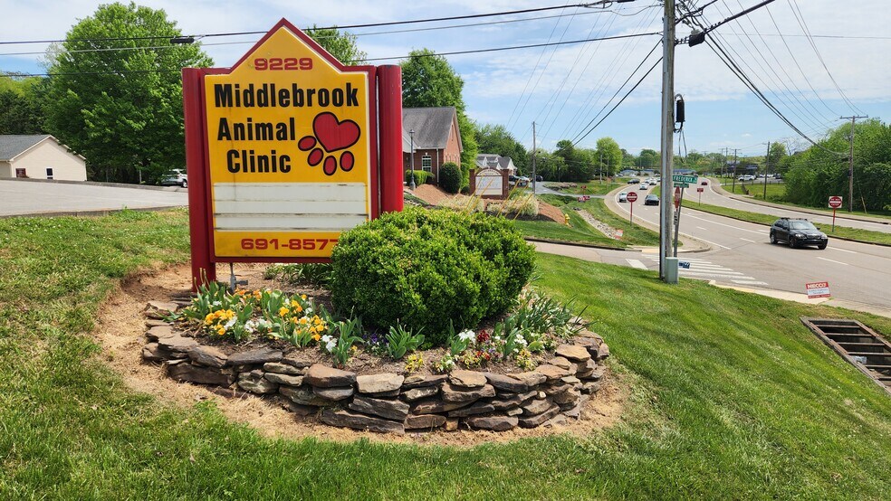More Photos Of 9229 Middlebrook Pike, Knoxville Specialty For Sale