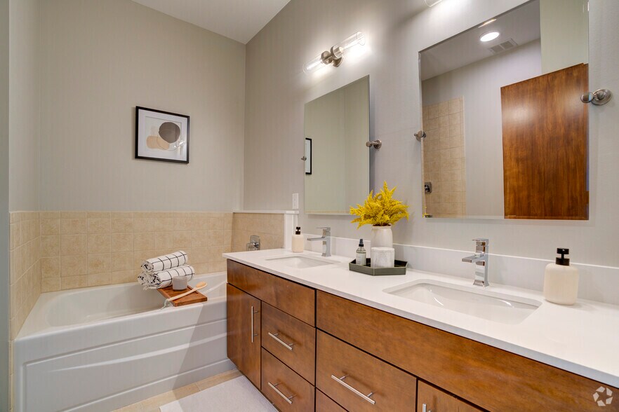 More Photos Of 3425 Plymouth Rd, Ann Arbor Apartments For Lease