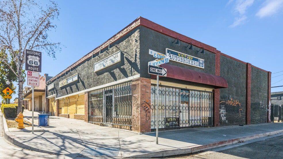 More Photos Of 15586 7th St, Victorville Storefront For Sale