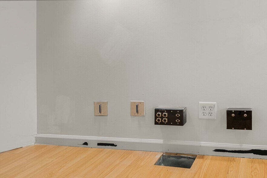 More Photos Of 515 E Iris Dr, Nashville Loft Creative Space For Sale