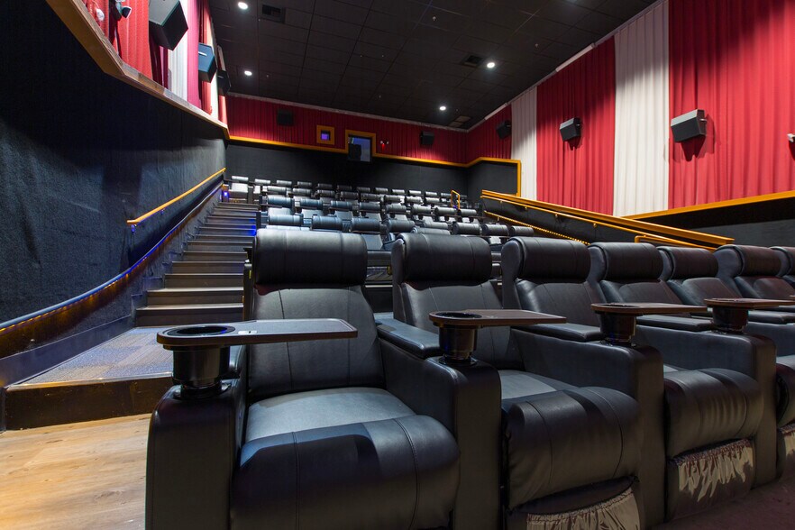 More Photos Of 3519 S Broad St, Scottsboro Sports And Entertainment For Sale