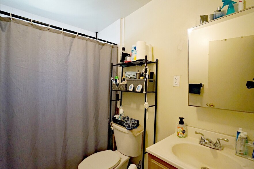 More Photos Of 5101 Lindsey Ave & 9148 Verner St, Pico Rivera Apartments For Sale