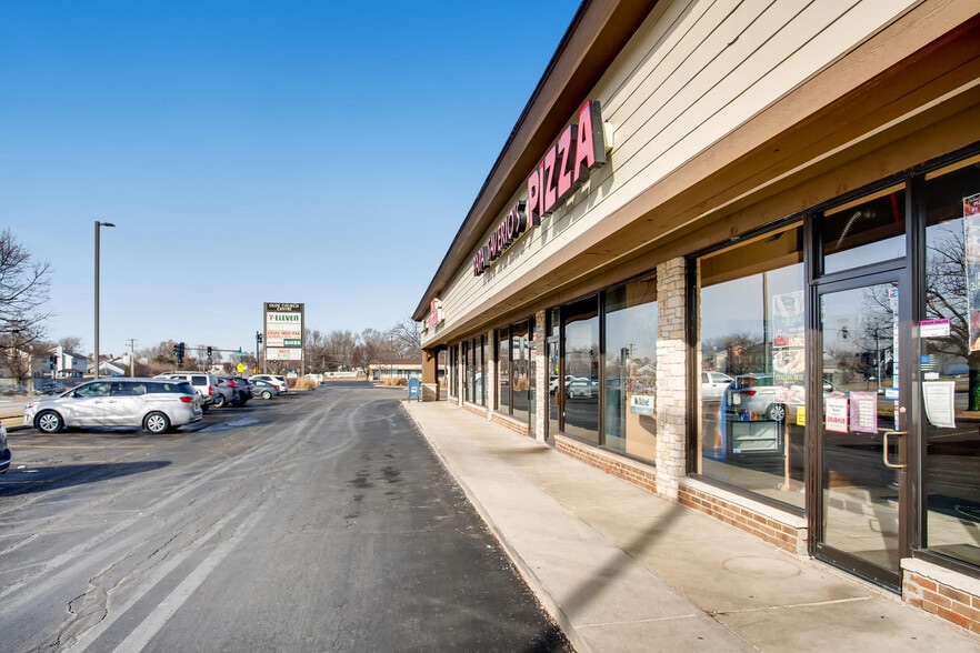 More Photos Of 1010-1072 E Schaumburg Rd, Streamwood Unknown For Lease