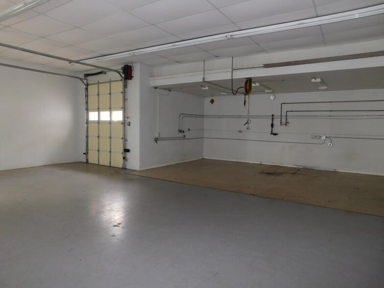 More Photos Of 100 S Holly Ave, Elk Mound Warehouse For Sale