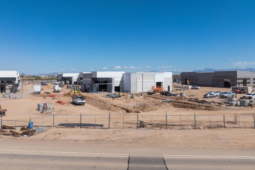 More Photos Of 7320 E Pecos Rd, Mesa Warehouse For Sale