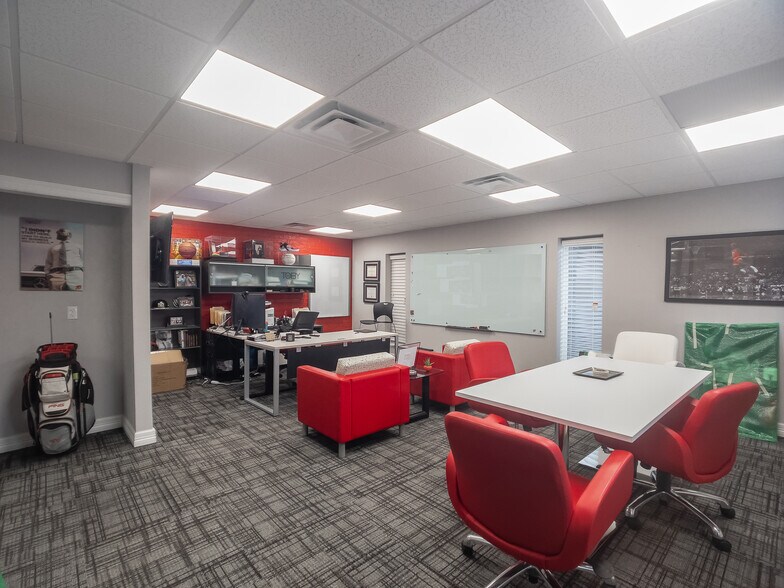 More Photos Of 6001 Nw Expressway, Oklahoma City Office For Sale