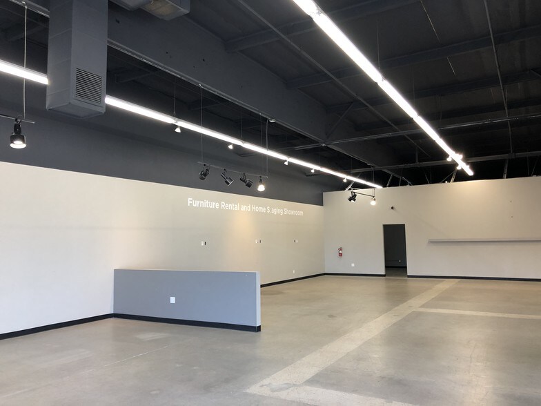 More Photos Of 18225 Euclid St, Fountain Valley Storefront Retail Office For Sale