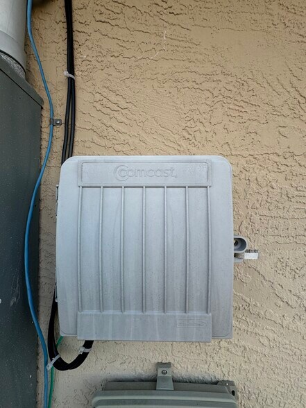 More Photos Of 1154 Macarthur St, Lake Placid Specialty For Sale