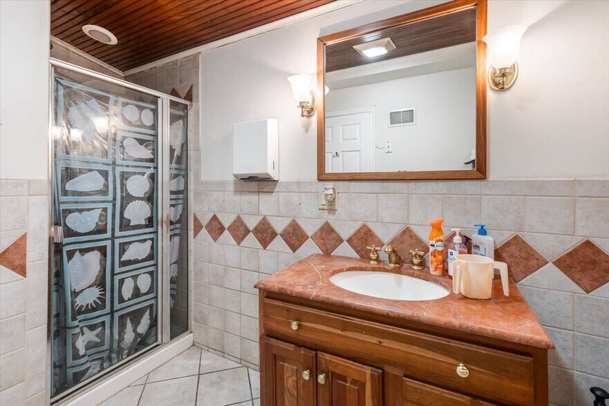 More Photos Of 338 Delawanna Ave, Clifton Daycare Center For Sale