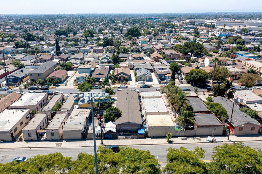 More Photos Of 1159 E 64th St, Los Angeles Apartments For Sale