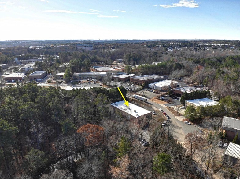 More Photos Of 5105 Old Ellis Pt, Roswell Office For Lease