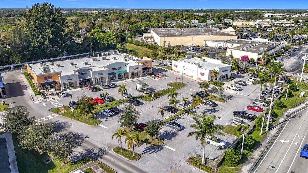 More Photos Of 2620-2644 SE Federal Hwy, Stuart Freestanding For Sale