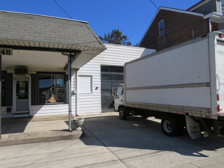 More Photos Of 2048 S Broad St, Hamilton Storefront For Sale