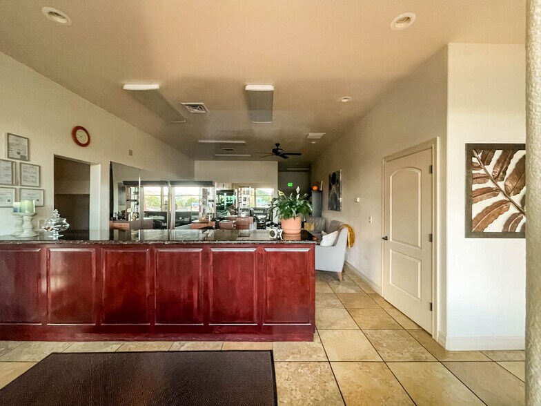 More Photos Of 2198 NE Stephens St, Roseburg Medical For Sale