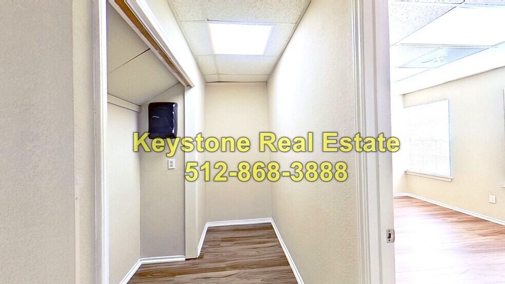 More Photos Of 13740 N Highway 183, Austin Loft Creative Space For Lease