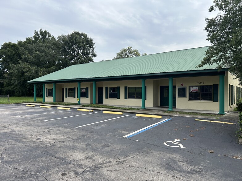 Primary Photo Of 16455 E Highway 40, Silver Springs Office For Lease