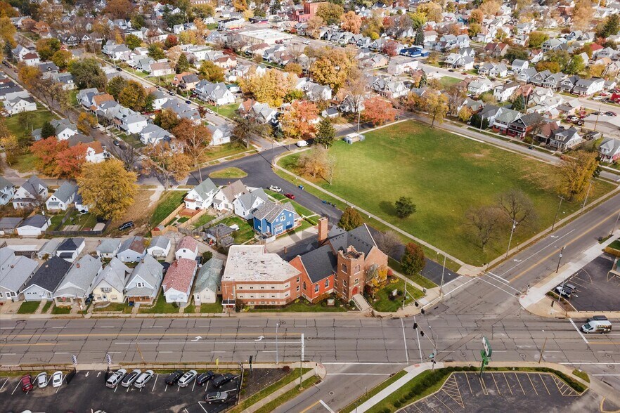 More Photos Of 725 Navarre Ave, Toledo Religious Facility For Sale