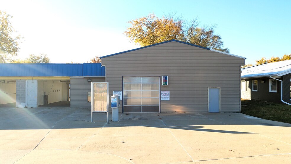 More Photos Of 2337 Washington Rd, Washington Carwash For Sale