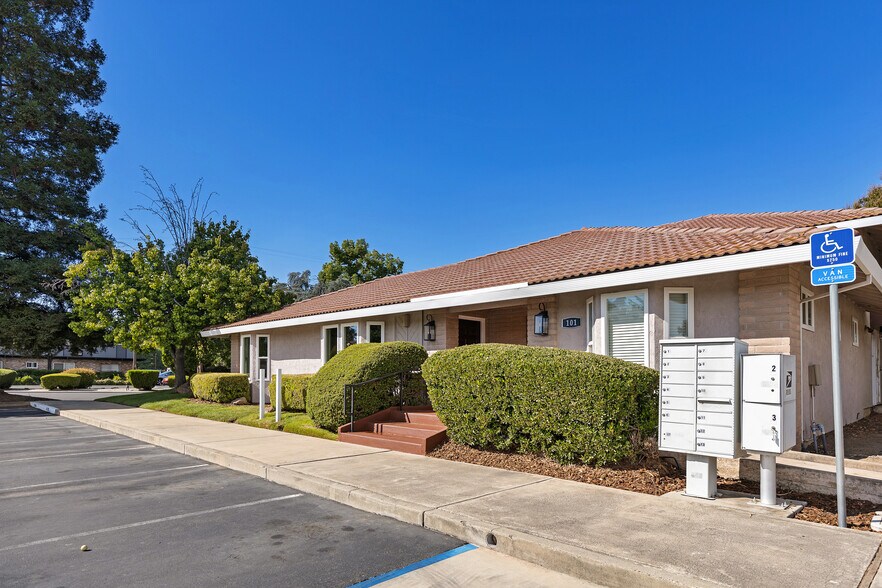 More Photos Of 1215 Plumas St, Yuba City Office For Sale