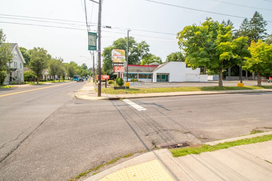 More Photos Of 127 S Main St, Ellenville Fast Food For Sale